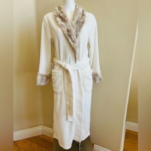 Carole Hockman Plush Robe White Natural Small Pickets Belted Midi Length